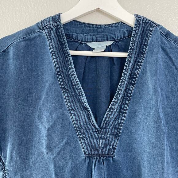 H&M Women Blue Denim Shift Dress Chambray Short Sleeve V-Neck Tunic Girly Size 4 - Picture 3 of 8